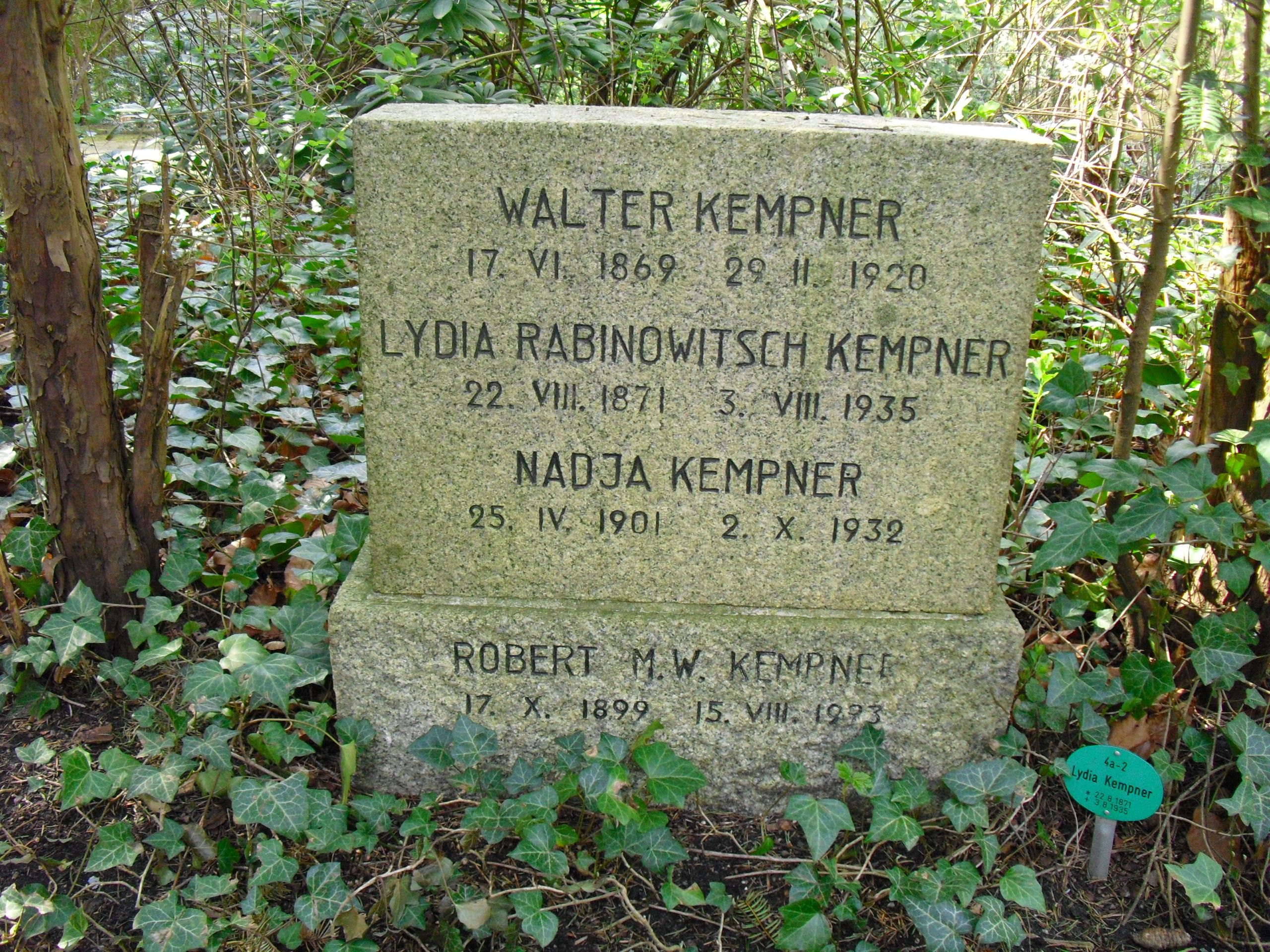 Familiengrabstätte von Robert Kempner auf dem Parkfriedhof Lichterfelde